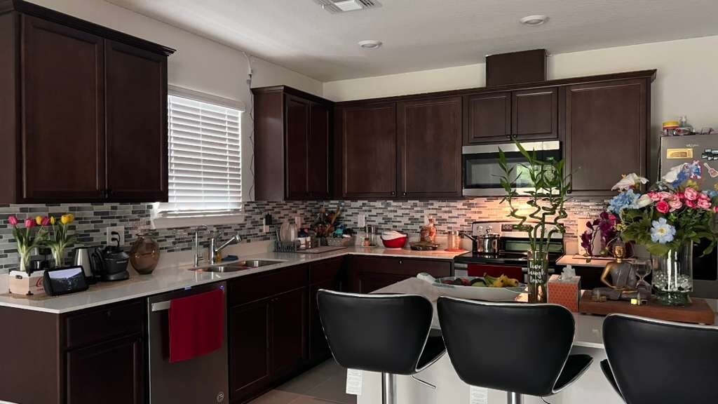 Building Photo - 30152 Skylark Dr