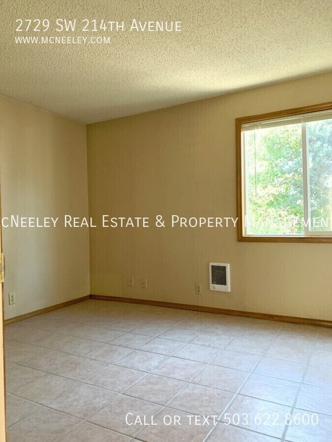 Building Photo - 2729 SW 214th Ave
