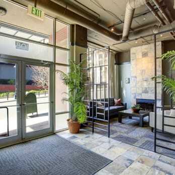 Building Photo - 108 5th Ave S
