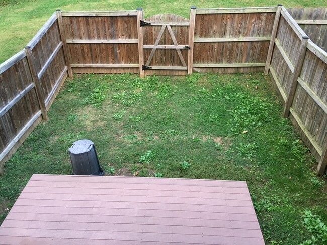 Building Photo - 1817 Oriole Ct