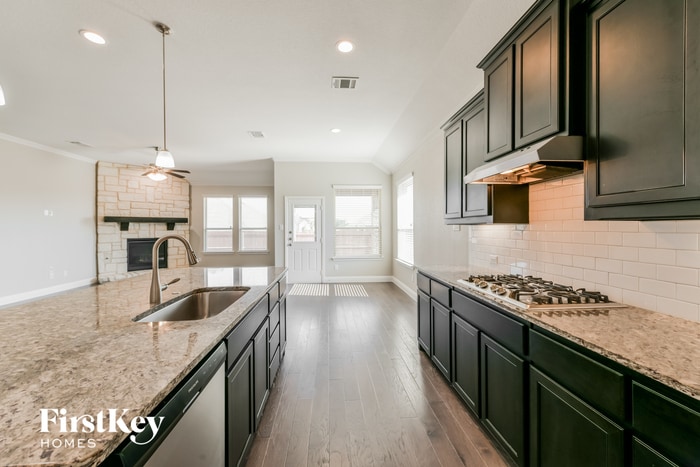 Building Photo - 4041 Honeyapple Way