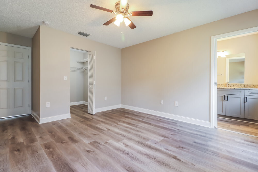 Building Photo - 10917 Freemont Dr