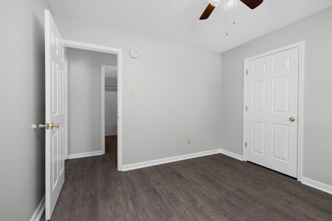 Building Photo - 463 David Reed Dr