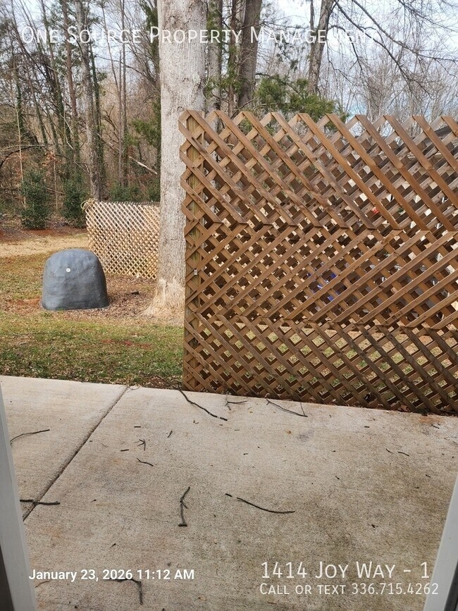 Building Photo - 1414 Joy Wy