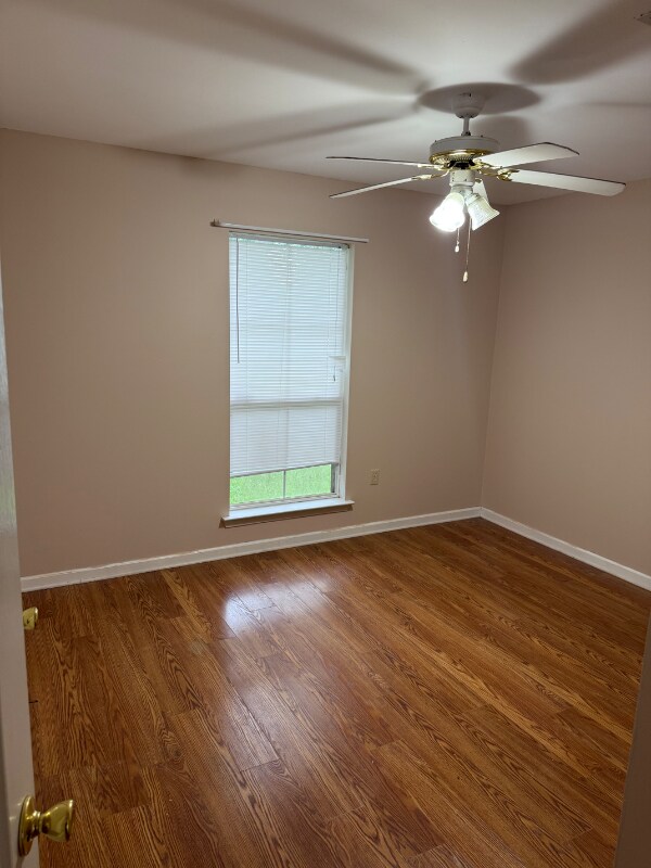 Building Photo - 5203 Byfaul Ave