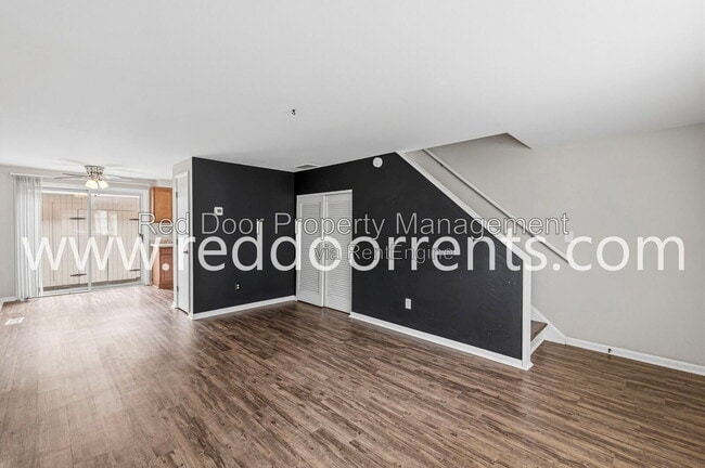 Building Photo - 335 1st Ave NW