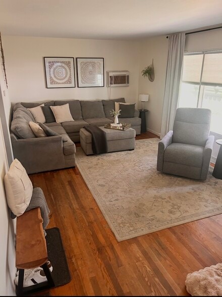 Living room - 301 Marshall St