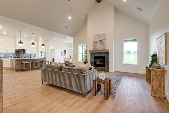 Building Photo - 2101 Dax Ln