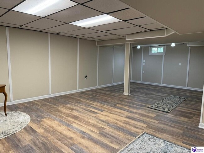 Building Photo - 608 Birch Dr.