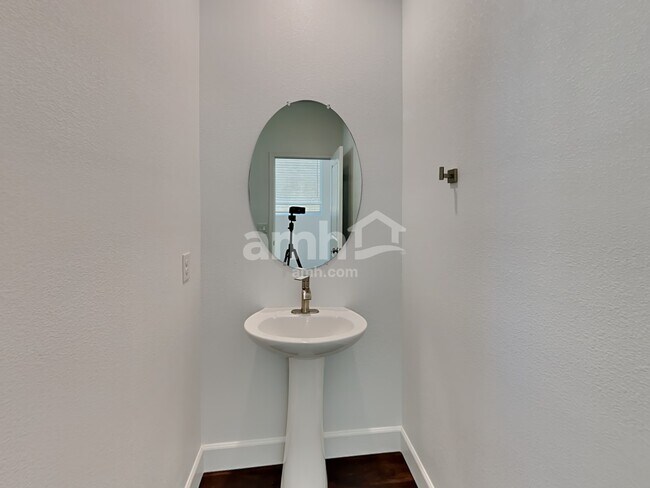 Building Photo - 4832 Blushing Star St
