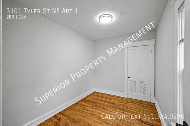 Building Photo - 3101 NE Tyler St