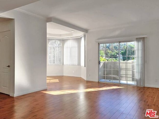 Building Photo - 14430 Benefit St