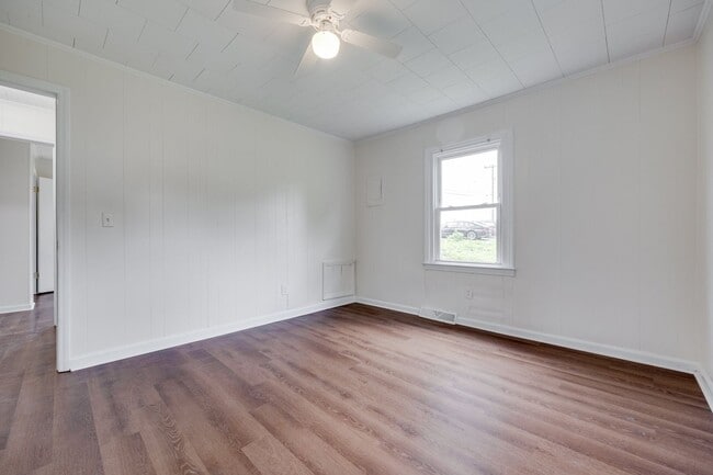 Building Photo - Cute 2 bedroom 1 bath home in Gastonia.