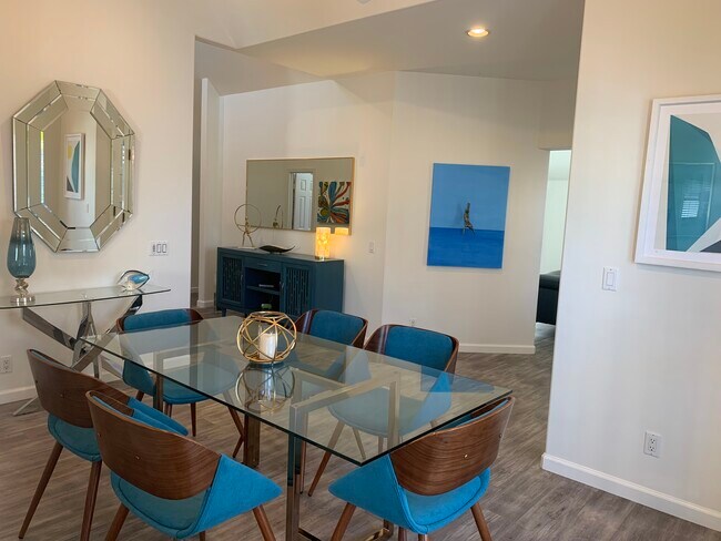Dining Room - 7635 Draper Ave
