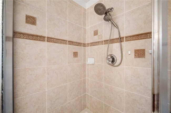 Building Photo - 9446 Leatherwood Ave