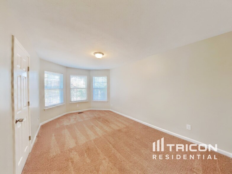 Building Photo - 602 Parrish Wood