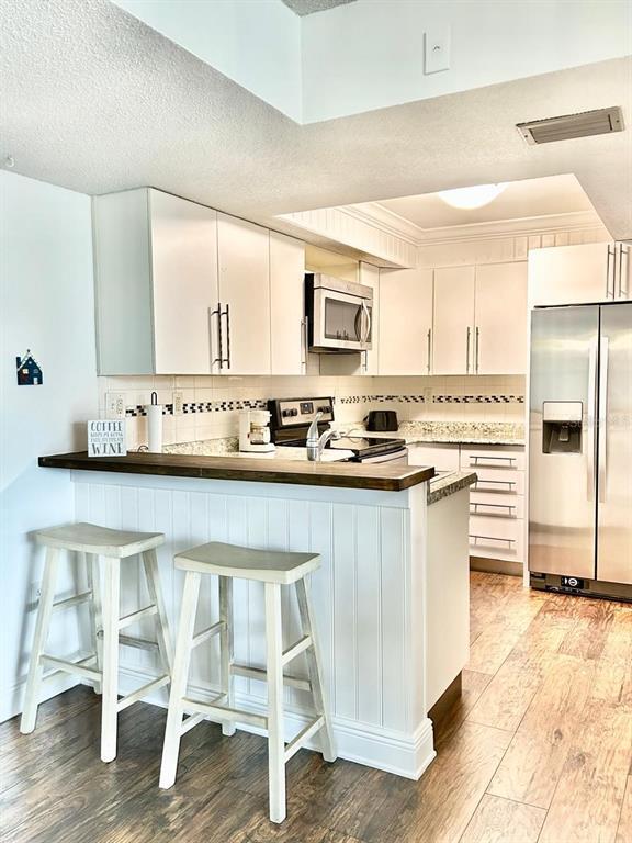 Building Photo - 21405 Olean Blvd