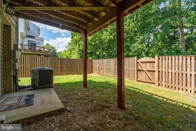 Building Photo - 15154 Brazil Cir