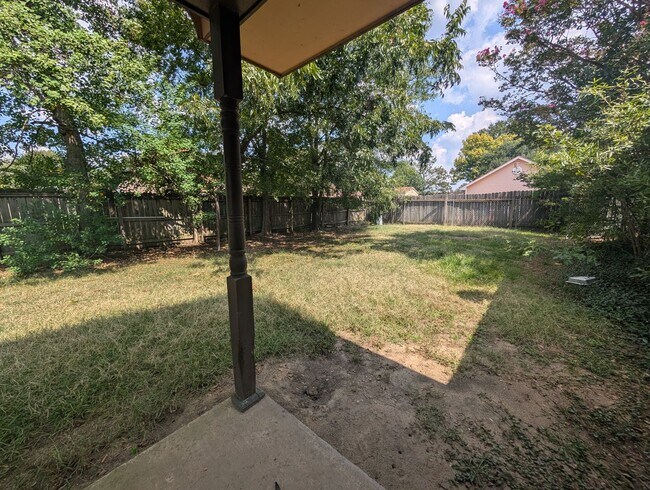 Building Photo - Remodeled Home in Pleasant Grove!