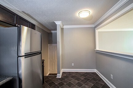 Building Photo - Completely Renovated 3 Bedroom 2 Bathroom ...