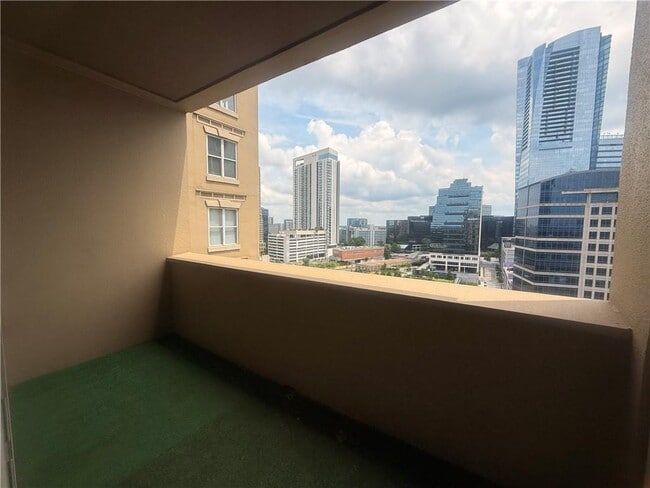 Building Photo - 3334 Peachtree Rd