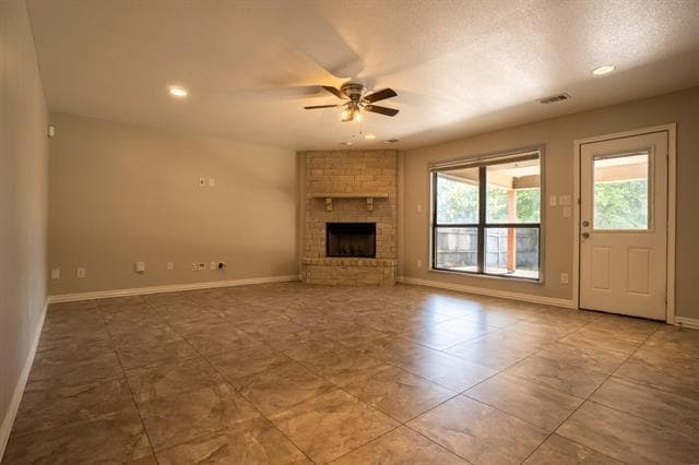 Building Photo - 3405 Spring Meadows Dr