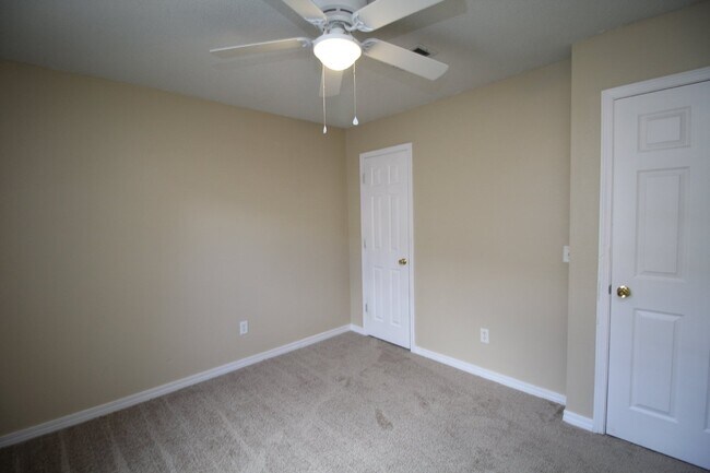 Building Photo - 3BR Home Near NAS Pensacola with 1-Car Garage, Fenced Backyard & Open Kitchen