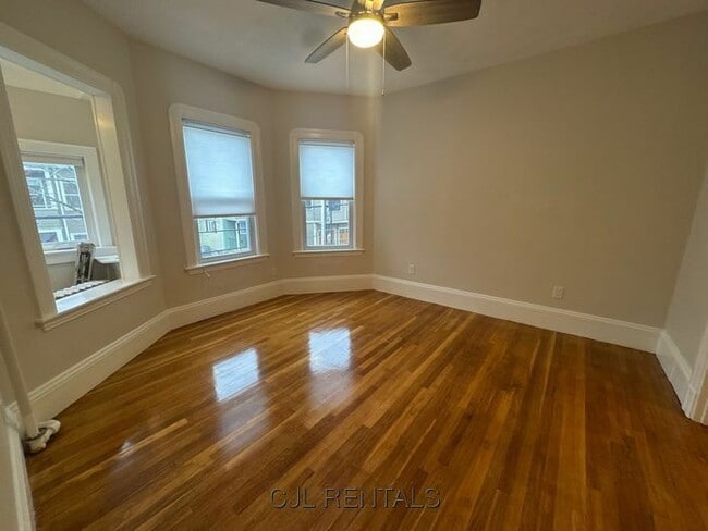 Building Photo - 145 Albion St