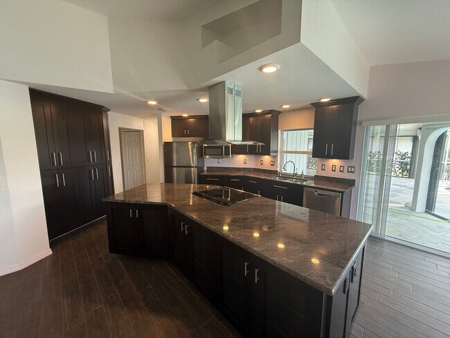 Building Photo - Sailboat waterfront home in PGI - 4 bedroo...