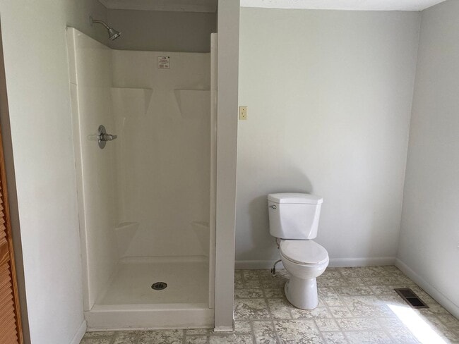 Building Photo - 505 Howard Pl