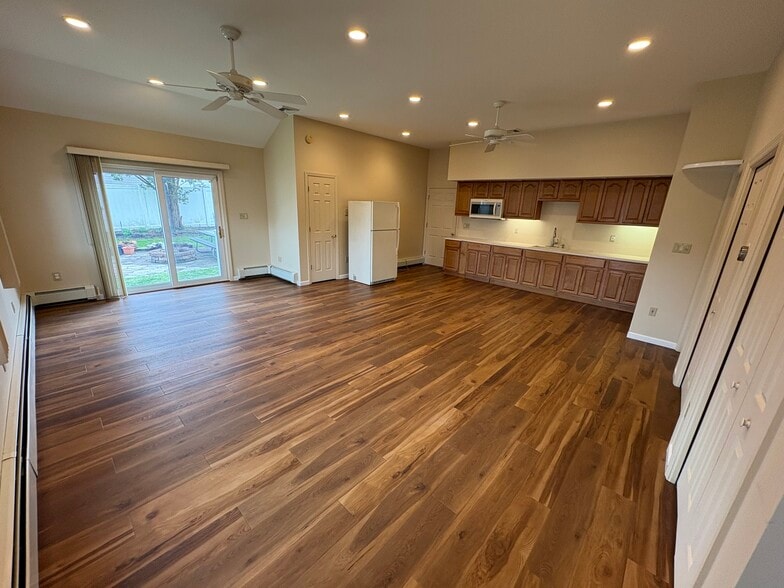 Building Photo - 2 Haiti Ln