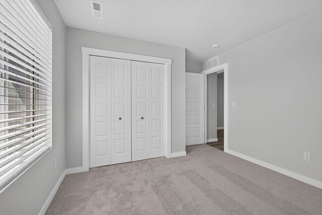 Building Photo - Brand New 4bd/2ba Single Level Nampa Home w/3-Car Garage