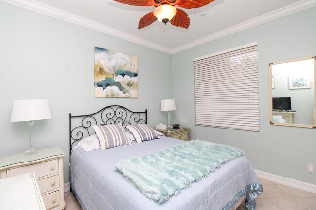 Building Photo - ** 2 PLUS DEN\2 BATH CONDO IN BARBADOS AT ...