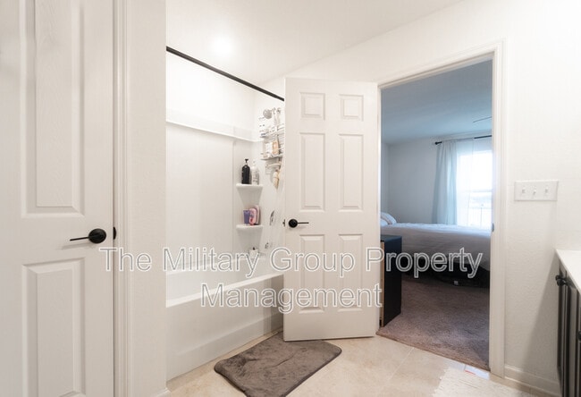 Building Photo - 1191 Panther Lk Pkwy