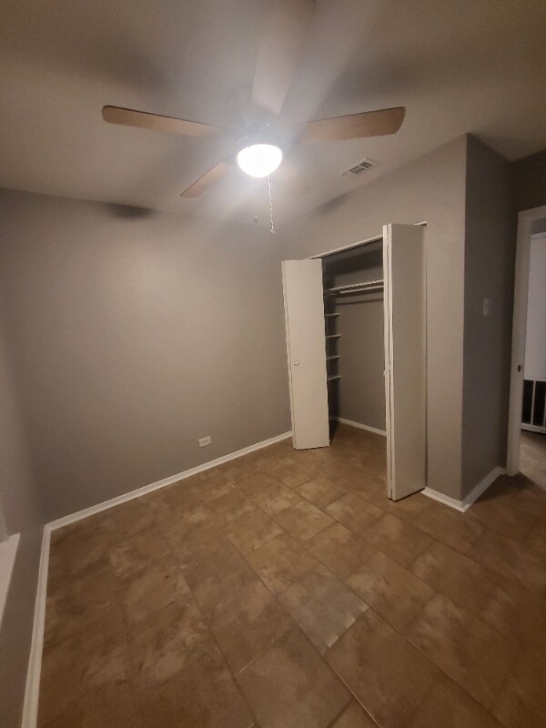 Building Photo - 214 Early Way Dr