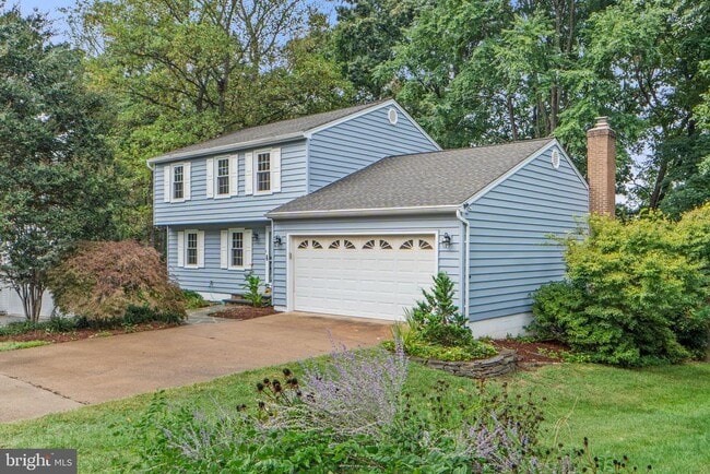 Building Photo - 6361 Woodland Ridge Ct