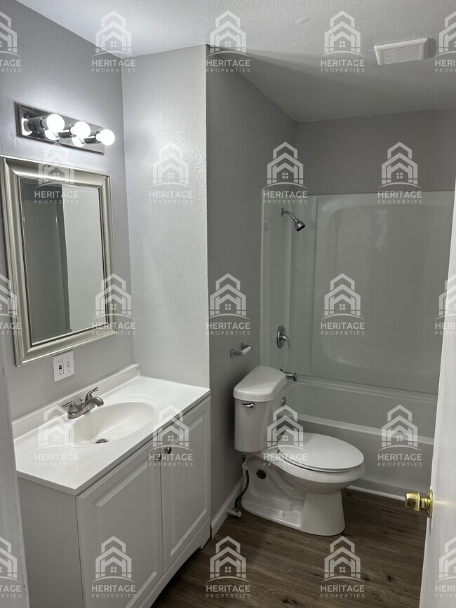 Building Photo - 4730 Eden Ln