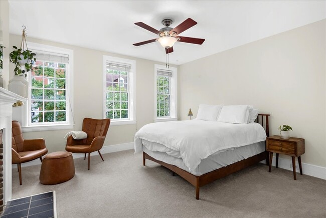 Building Photo - 656 Washington Blvd