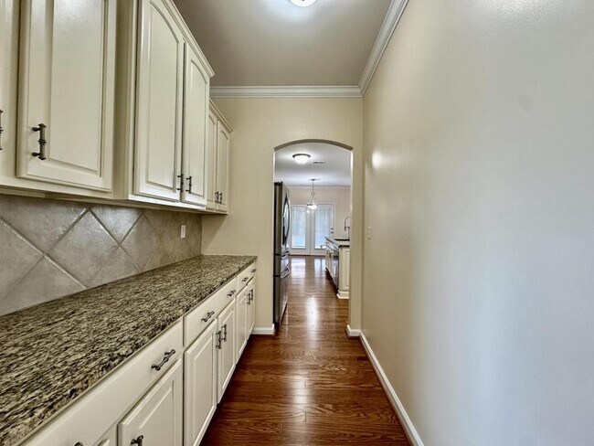 Building Photo - 2415 Impatien Drive