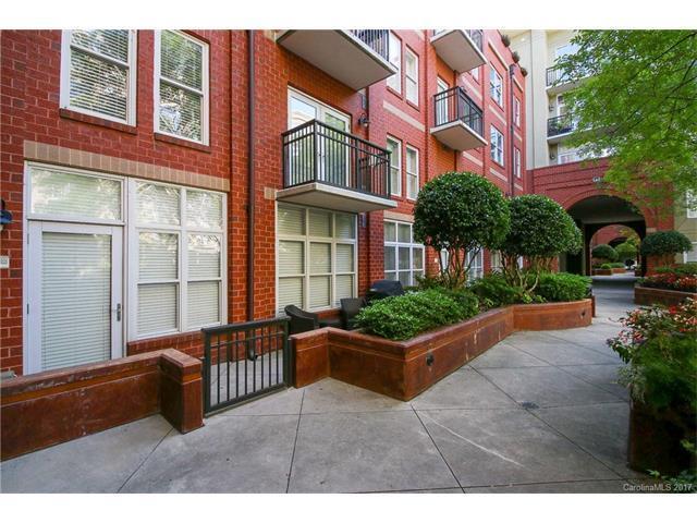 Building Photo - Dilworth/SouthEnd - 2 bed/2.5 bath First Floor Private Entrance