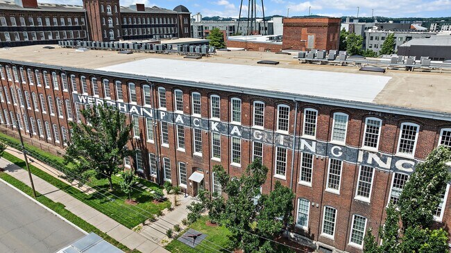 Building Photo - 1350 Rosa L Parks Blvd