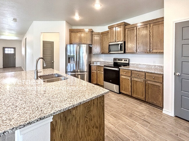 Building Photo - 857 Freedom Cir