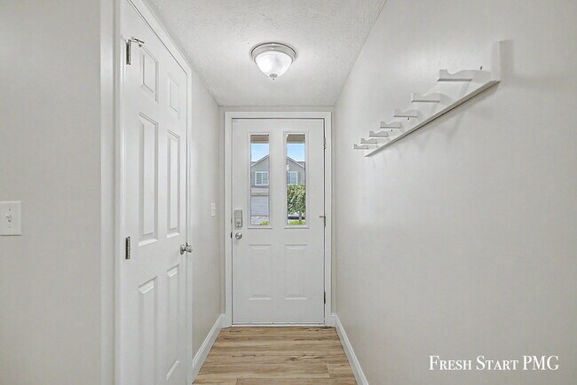 Building Photo - 4051 Rivertown Ln SW