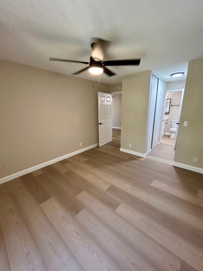 Building Photo - Beautiful Remodeled 2 bedroom 1 bath