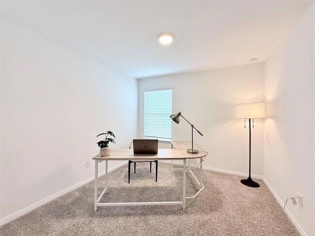 Building Photo - 598 Gladiola Lp