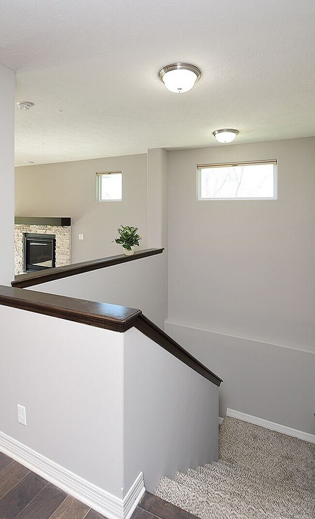 Building Photo - 19527 Shadow Ridge Dr