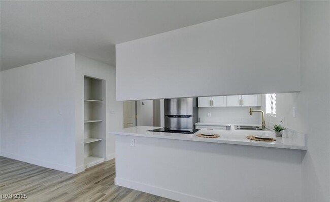 Building Photo - 6932 Kilgore Dr
