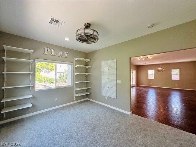 Building Photo - 956 Tafalla Ct