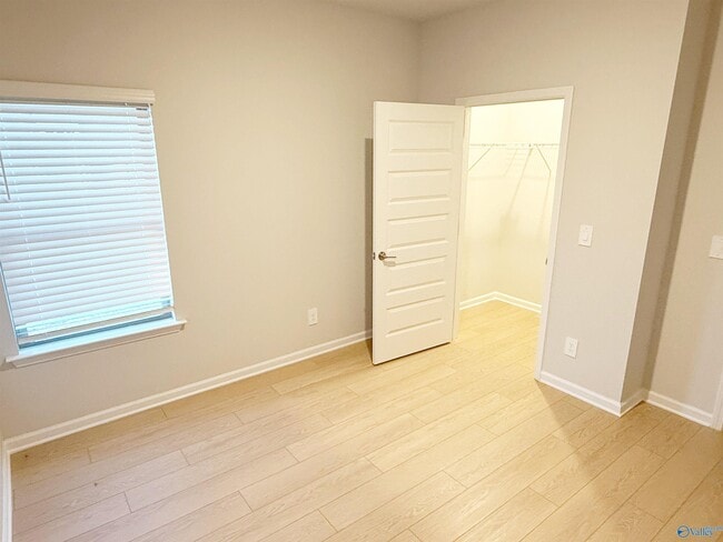 Building Photo - 6057 Gardner Maples Dr SE
