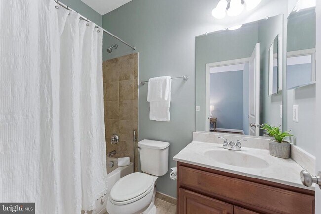 Building Photo - 22507 Bowens Wharf Pl